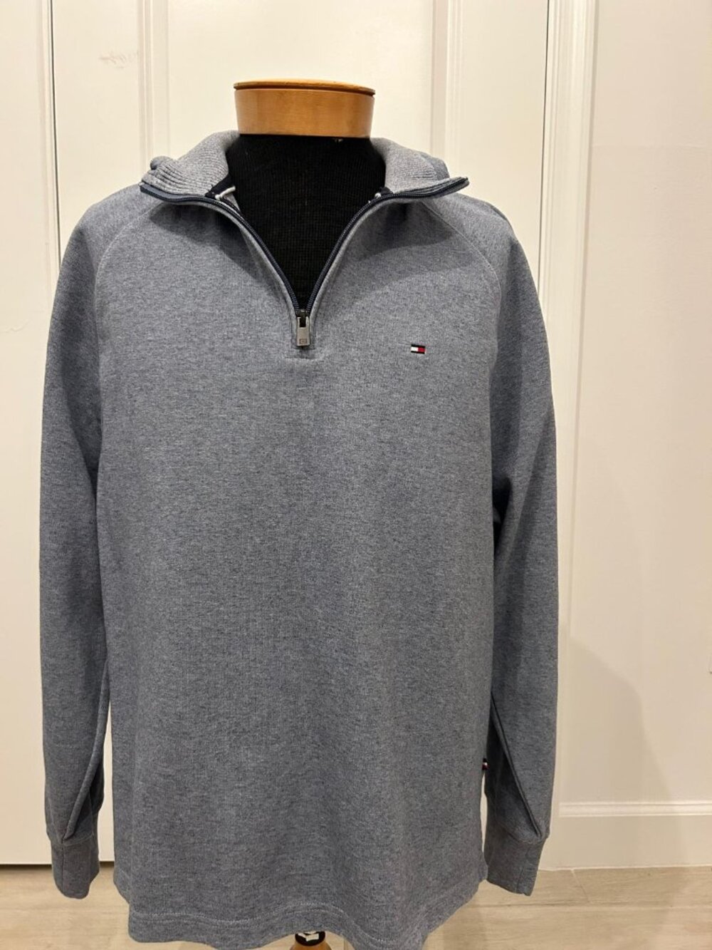 Tommy Hilfiger Men’s Quarter-Zip Pullover Sweater – XL – Heather Gray
